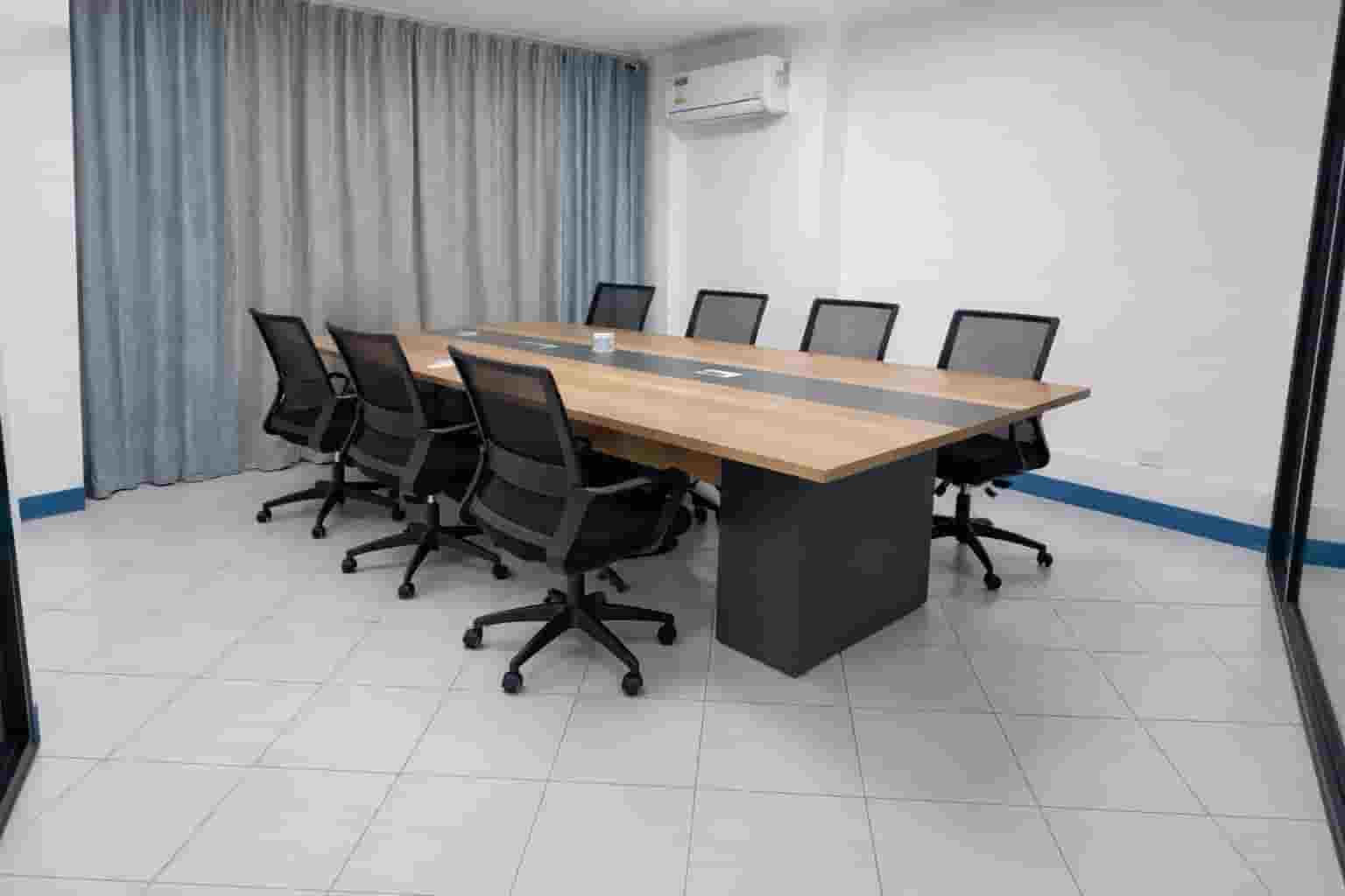 Executive Flight Briefing Conference Boardroom